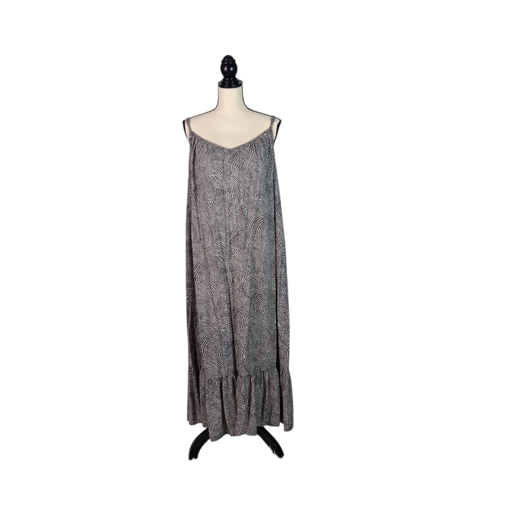 Ava & Viv Women's Sleeveless Black and White Flowy Ruffle Hem Maxi Sundress, 1X - Picture 4 of 7